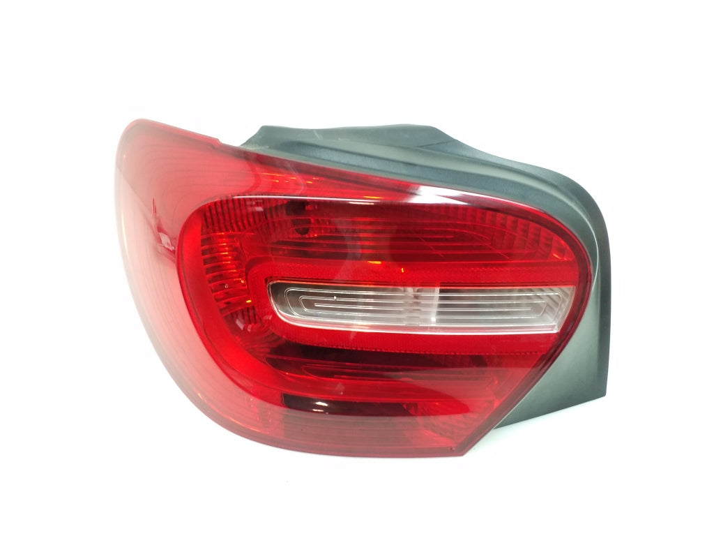 פנס אחורי שמאל מרצדס 176 (A-CLASS)13-18 S137386   שנתון 13-18