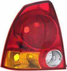 פנס אחורי שמאל יונדאי אקסנט )06-04(פמילי S611986   שנתון 04-06