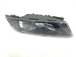 פנס ערפל L במגן קדמי סקודה סופר B 16-19 S623946   שנתון 16-19