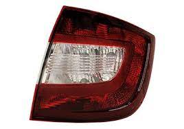 פנס אחורי ימין (מסגרת שחורה) סקודה ראפיד 16-19 S625985   שנתון 16-19